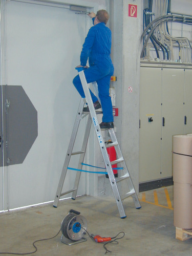 G02_A124531_PI_INT_80000000_SE_MP_IB_AB_01_3_07_HL_konvertiert.jpg