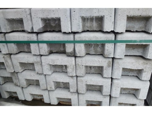 stopa-betonowa-1.jpg