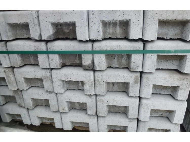 stopa-betonowa-1.jpg